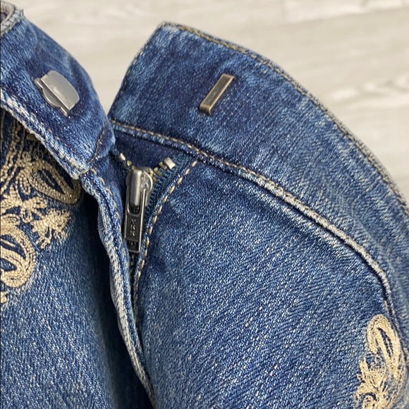 City DKNY Embroidered Jeans size 6 - Picture 10 of 10